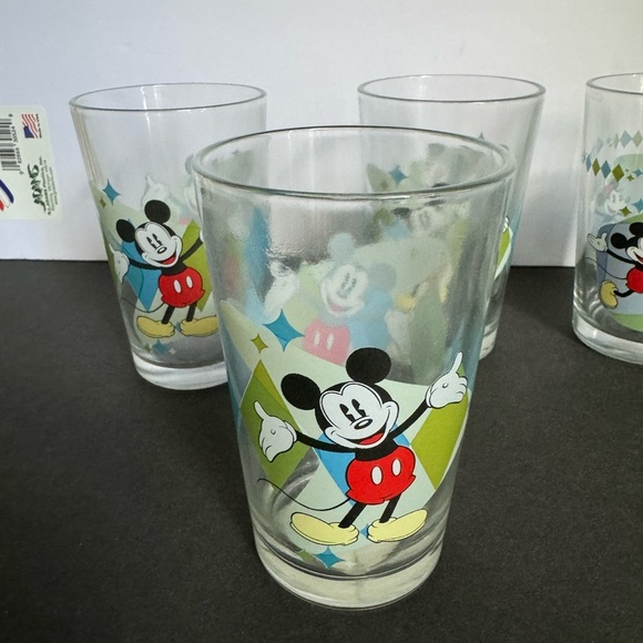 Vintage Mickey Mouse Juice Glasses 1980's Diamond Disney plus Mickey and Minnie - Picture 2 of 4